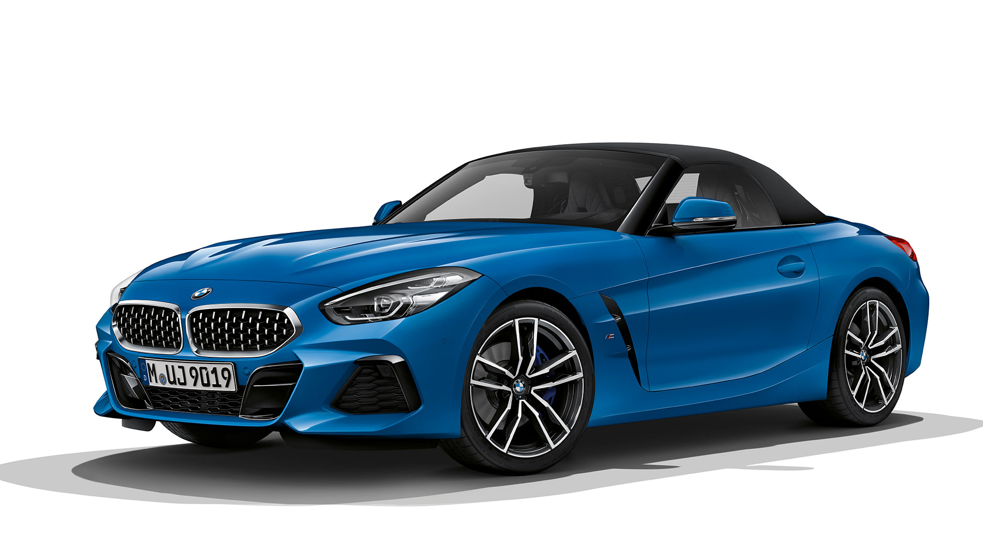 BMW Z4 Roadster Modelo M Deportivo, vista delantera de tres cuartos